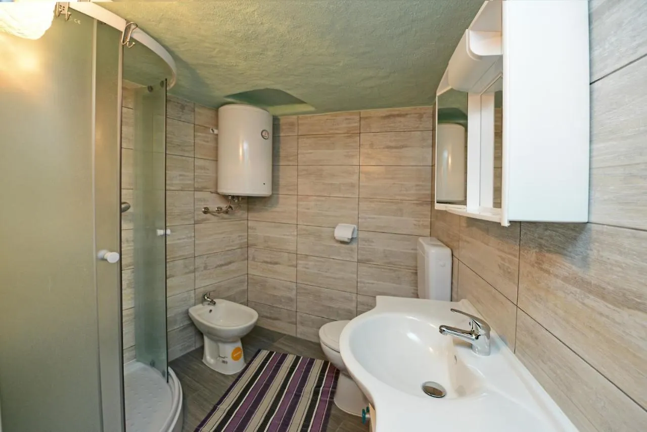 Maja Apartment Visnjan Croatia